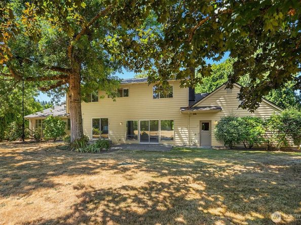 6140 130th Avenue NE, Kirkland WA 98033