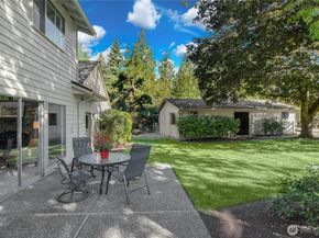 6140 130th Avenue NE, Kirkland WA 98033