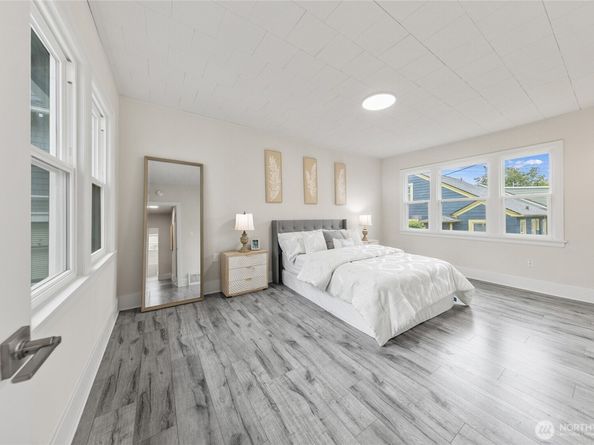 1611 NE 82nd Street, Seattle WA 98115
