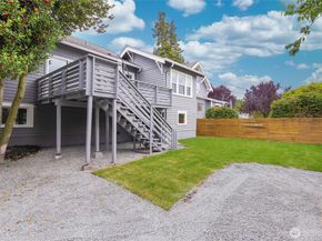 1611 NE 82nd Street, Seattle WA 98115