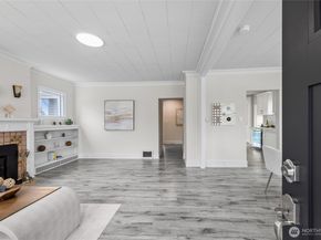 1611 NE 82nd Street, Seattle WA 98115