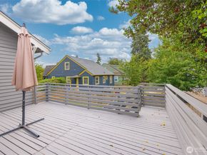 1611 NE 82nd Street, Seattle WA 98115
