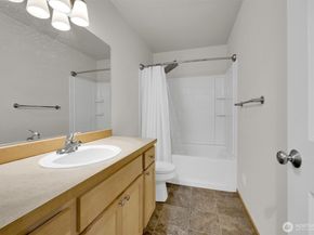 12010 SE 186th St, Renton WA 98058