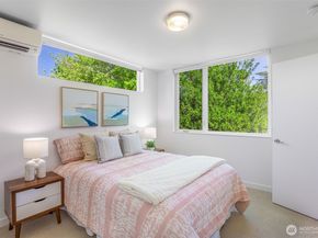 5151 S Frontenac Street, Seattle WA 98118