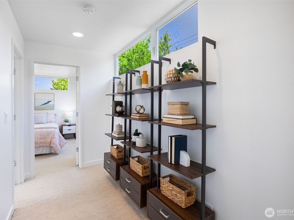 5151 S Frontenac Street, Seattle WA 98118