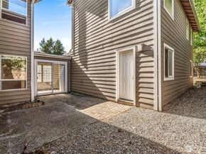 11529 12th Avenue NE A, Seattle WA 98125