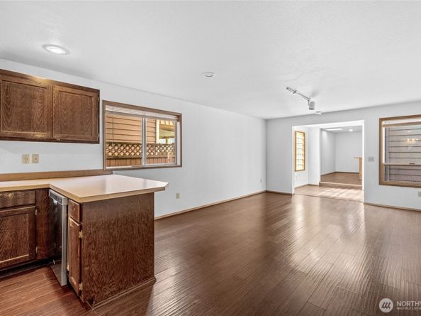 11529 12th Avenue NE A, Seattle WA 98125