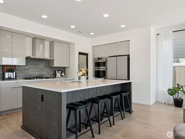 10711 16th Place, Lake Stevens WA 98258