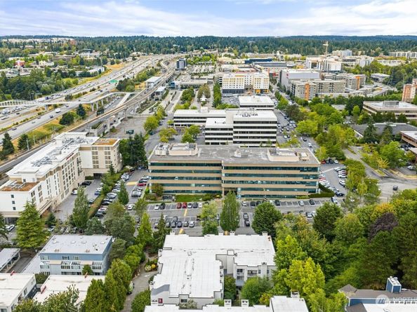132 NE 95th Street B205, Seattle WA 98115