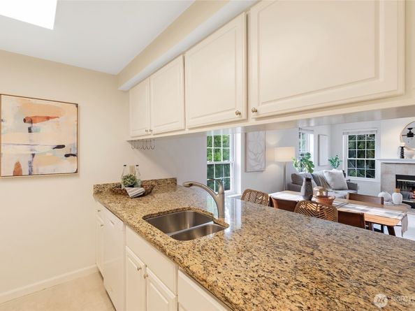 132 NE 95th Street B205, Seattle WA 98115
