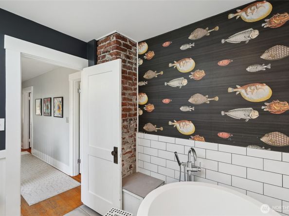 3141 Broadway E, Seattle WA 98102