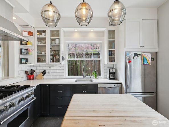 3141 Broadway E, Seattle WA 98102