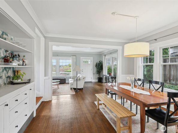 3141 Broadway E, Seattle WA 98102