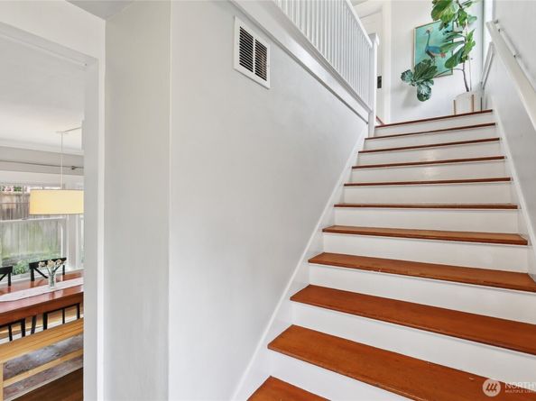 3141 Broadway E, Seattle WA 98102