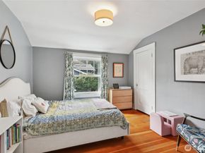 3141 Broadway E, Seattle WA 98102
