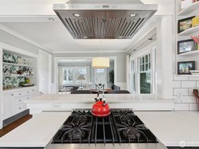 3141 Broadway E, Seattle WA 98102