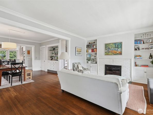 3141 Broadway E, Seattle WA 98102
