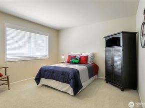 818 S 36th Place, Renton WA 98055