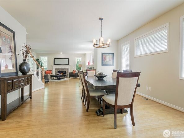 818 S 36th Place, Renton WA 98055