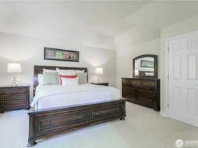 818 S 36th Place, Renton WA 98055
