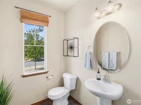 596 NE Nantucket Street, Bremerton WA 98310
