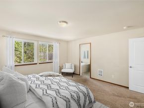 596 NE Nantucket Street, Bremerton WA 98310