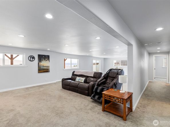 38291 NE Doe Road NE, Hansville WA 98340