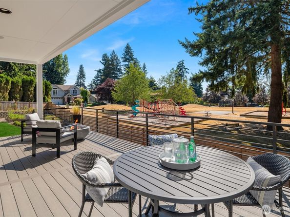 11407 NE 103rd Place, Kirkland WA 98033