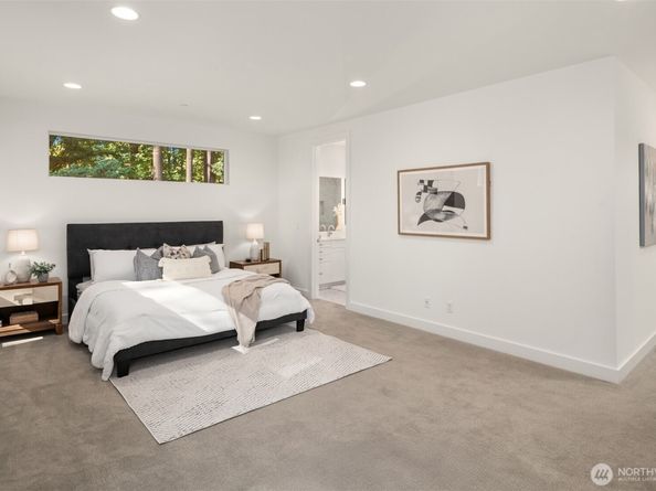 11407 NE 103rd Place, Kirkland WA 98033