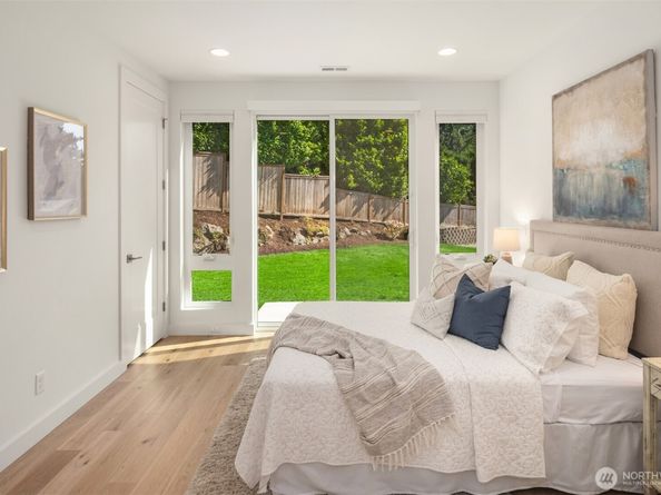 11407 NE 103rd Place, Kirkland WA 98033