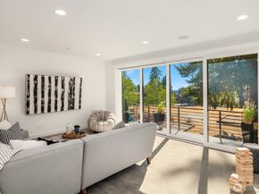 11407 NE 103rd Place, Kirkland WA 98033