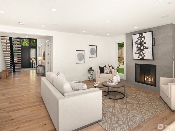11407 NE 103rd Place, Kirkland WA 98033