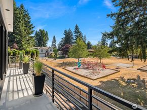 11407 NE 103rd Place, Kirkland WA 98033