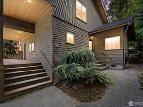 7104 NE 118th Street, Kirkland WA 98034