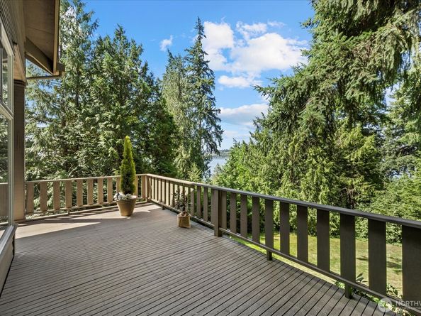 7104 NE 118th Street, Kirkland WA 98034
