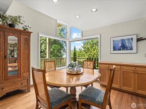 7104 NE 118th Street, Kirkland WA 98034