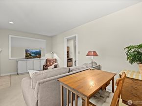 7104 NE 118th Street, Kirkland WA 98034