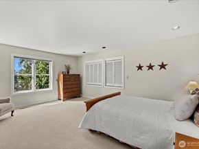 7104 NE 118th Street, Kirkland WA 98034