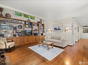 7104 NE 118th Street, Kirkland WA 98034