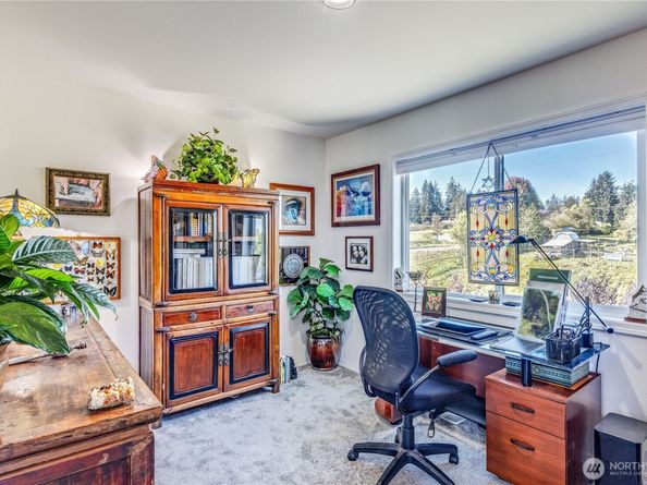 37366 Loki Bluff Drive NE, Hansville WA 98340