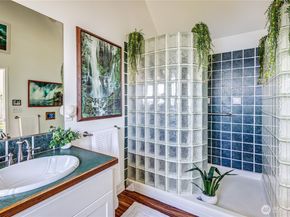 37366 Loki Bluff Drive NE, Hansville WA 98340