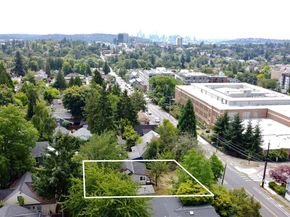 6814 15th Ave NE, Seattle WA 98115