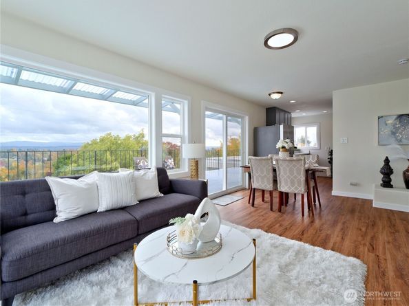 5029 29th Avenue S, Seattle WA 98108