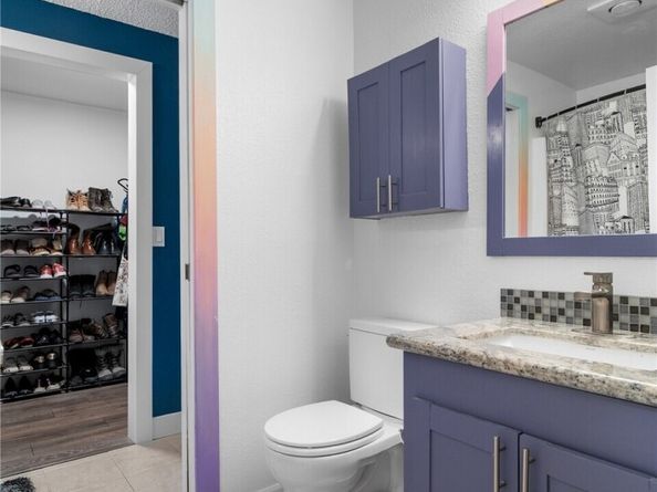 10005 NE 123rd Street D, Kirkland WA 98034