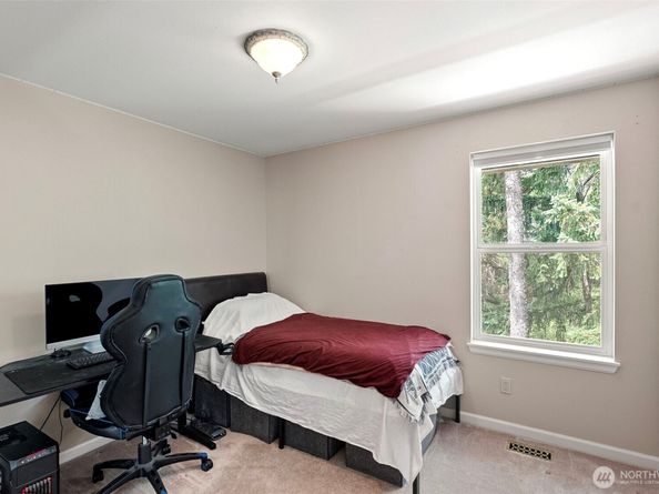 6404 McCormick Woods Drive SW, Port Orchard WA 98367