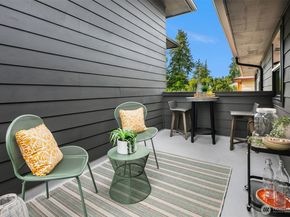 12715 Dayton Avenue N, Seattle WA 98133