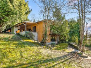 2521 103rd Avenue SE, Bellevue WA 98004