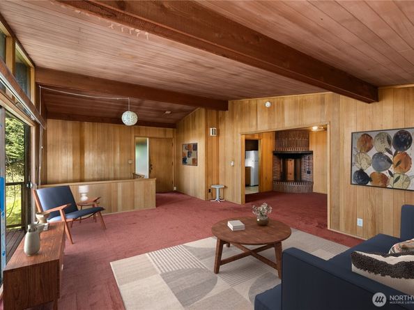 2521 103rd Avenue SE, Bellevue WA 98004