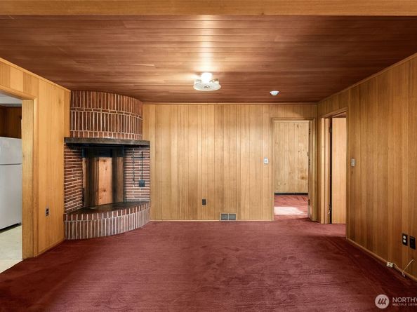 2521 103rd Avenue SE, Bellevue WA 98004