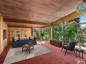 2521 103rd Avenue SE, Bellevue WA 98004